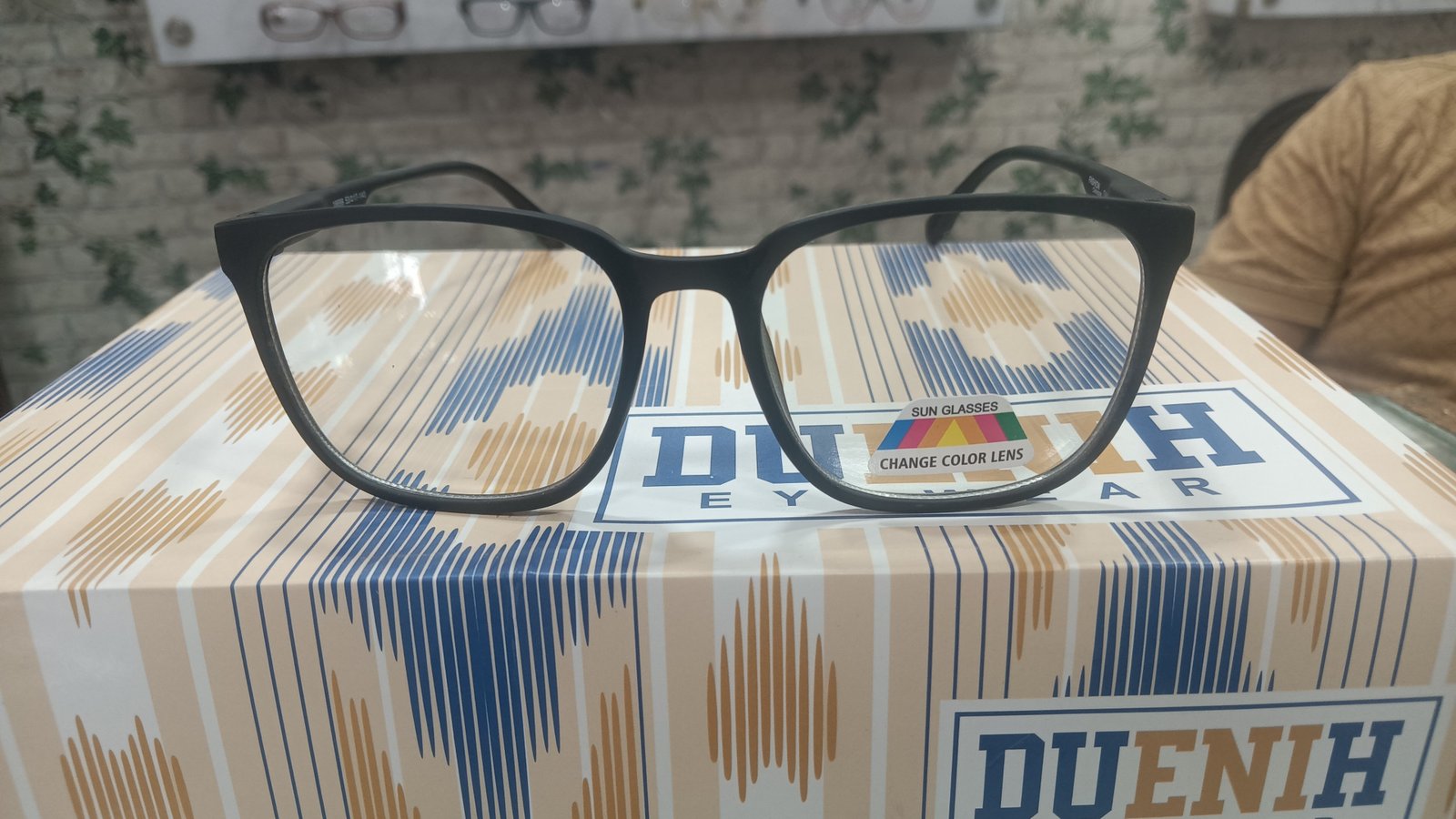 DAY AND NIGHT SUNGLASSES 